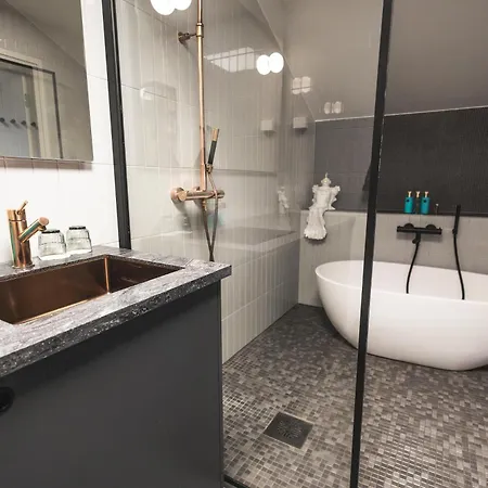 Hotell The Folks Konepaja Helsingfors